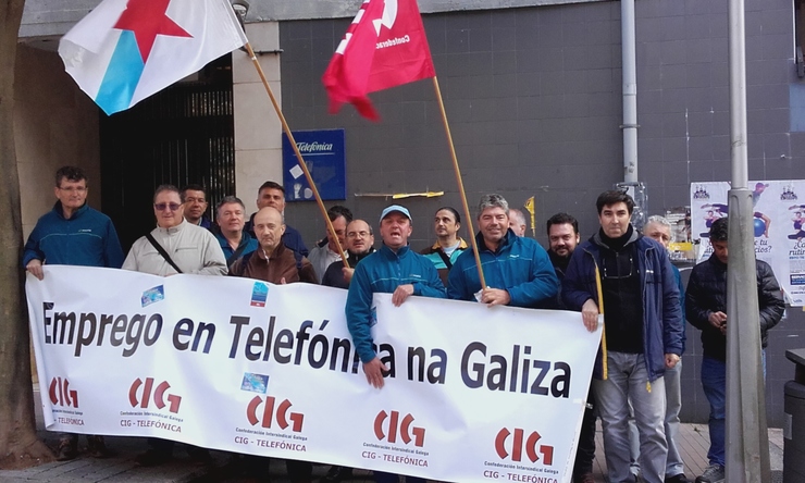Protesta de traballadores e delegados da CIG de Telefónica en Pontevedra / CIG