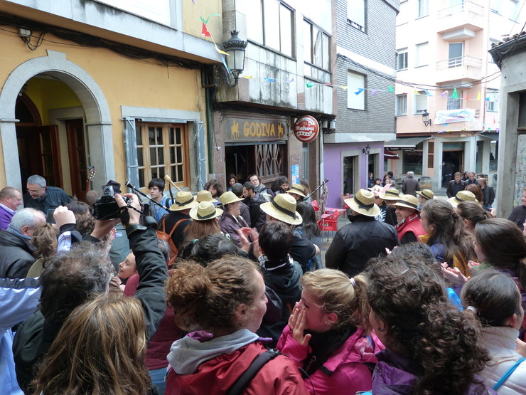 Cantos de Taberna 