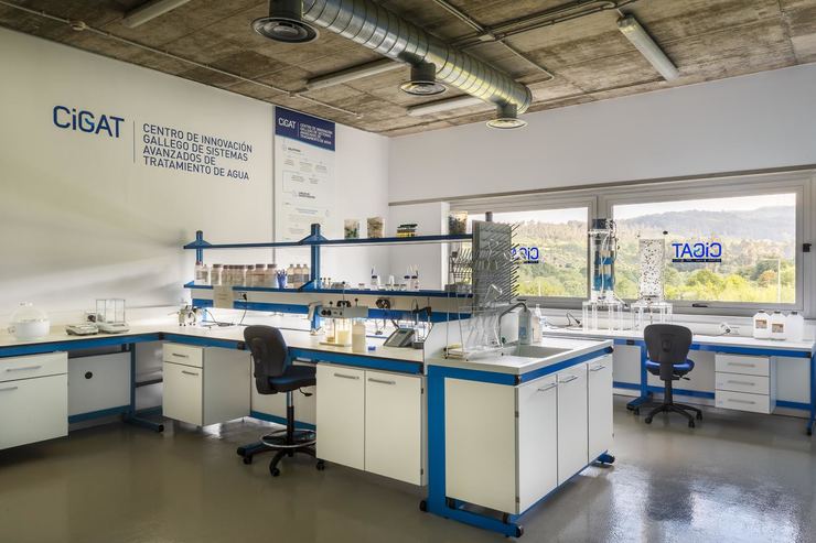 Laboratorio do Centro de Innovación Galego de Sistemas Avanzados de Tratamento de Auga (CIGAT).