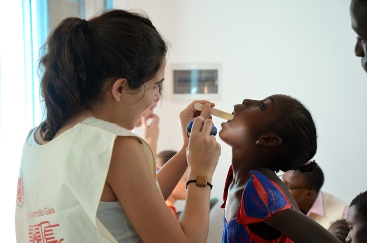 Odontólogos coruñeses nunha viaxe solidaria a Senegal 