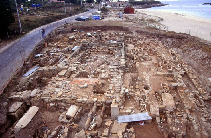 Vista do xacemento romano de Adro Vello 