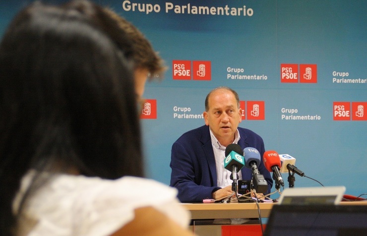Vos Socialistas Consideran ?Antiregulamentario? Ou Procedemento Escollido Pola X 