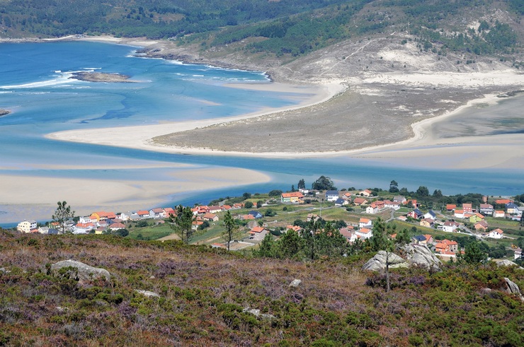 Zona afectada pola construción do parque eólico. / Europa Press