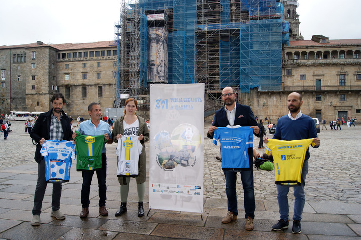 Ezequiel Mosquera, Sande, Noa Morales, Noriega e Juan Carlos Muñiz, na presentación en Compostela. 