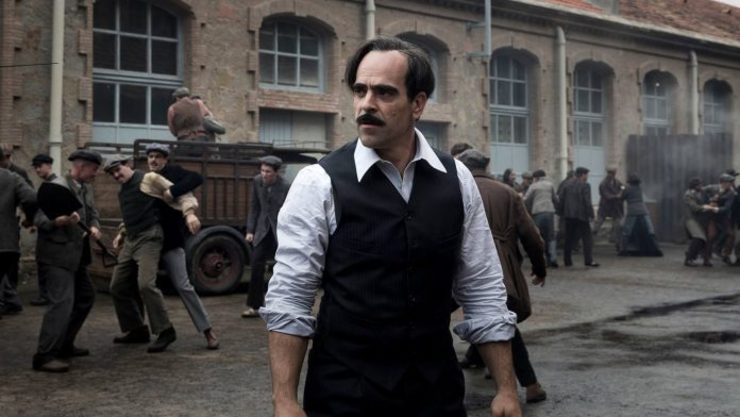 Luis Tosar no filme La sombra de la ley