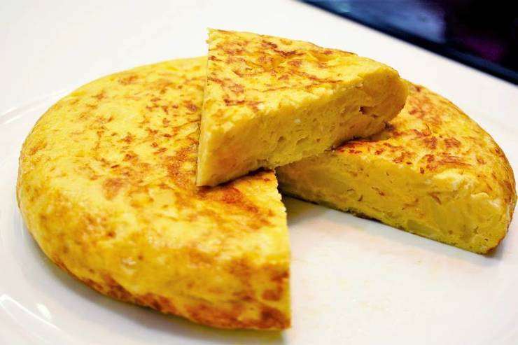 Tortilla de patacas con cebola / recetafamiliar.com