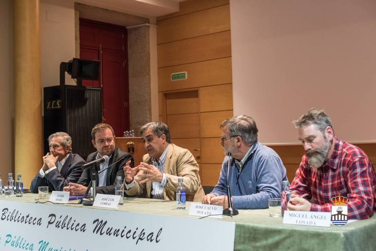 Os escritores e profesores Javier Sierra, José Luis Corral, José Calvo Poyato e o divulgador Miguel Losada nas I Xornadas de Novela Histórica de Verín