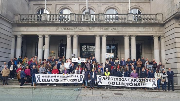 Veciños da parroquia de Paramos concéntranse en Tui. PLATAFORMA DE AFECTADOS 