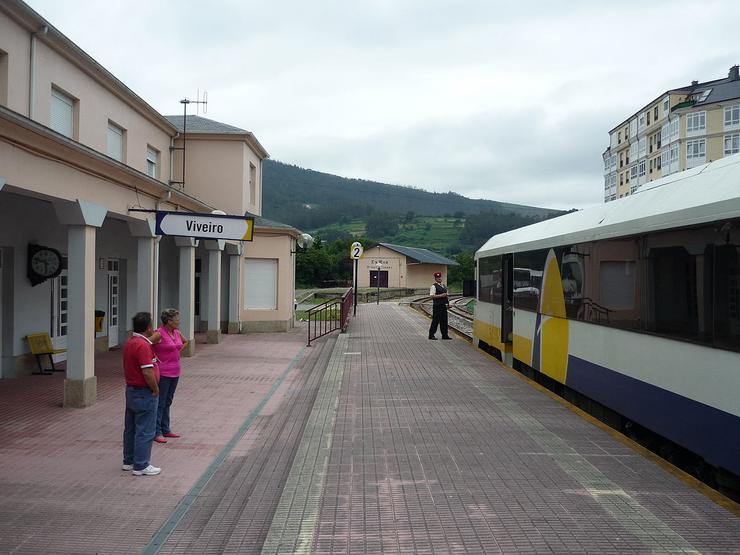 Estación de Viveiro / Wikipedia