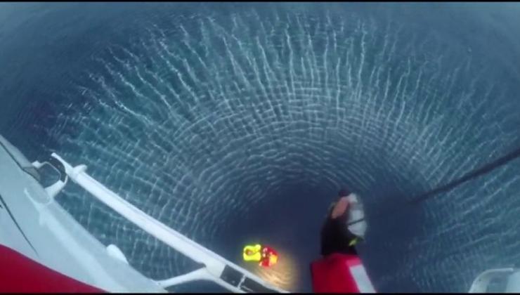 Rescate dun mariñeiro tras o naufraxio e afundimento dun barco / Antena 3