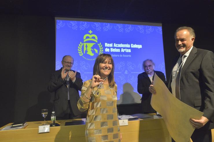 Ingreso de Menchu Lamas na Real Academia Galega de Belas Artes.