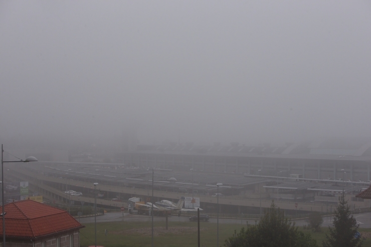 Néboa no aeroporto de Peinador / Vigoe.com