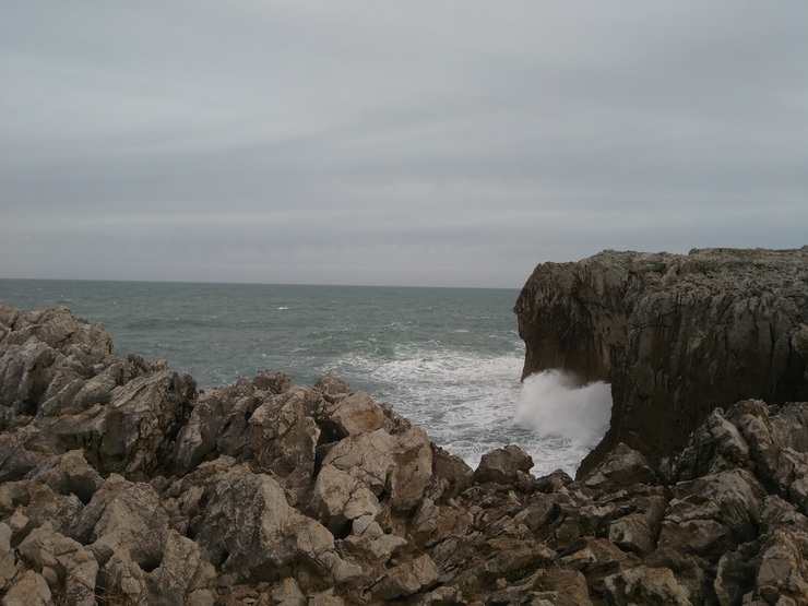 Bufóns de Pria natureza, mar cantábrico, costa asturiana