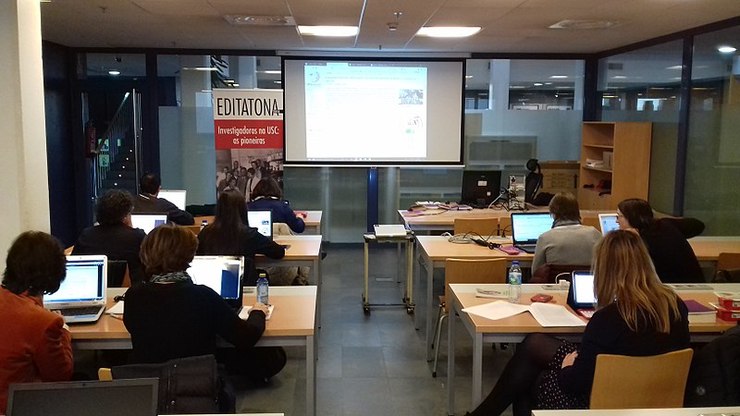  ‘Editatona’ na Biblioteca Concepción Arenal da Universidade de Santiago para conmemorar o Día Internacional das Mulleres e as Nenas na Ciencia / USC.