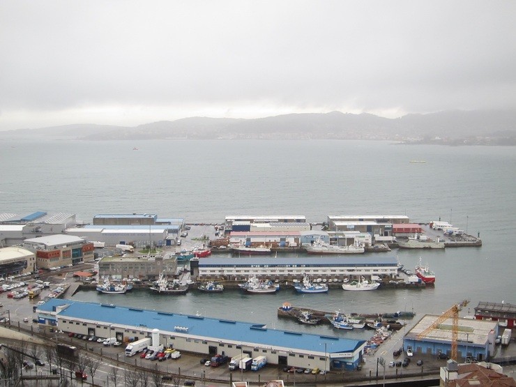 Flota amarrada en Vigo por el temporal