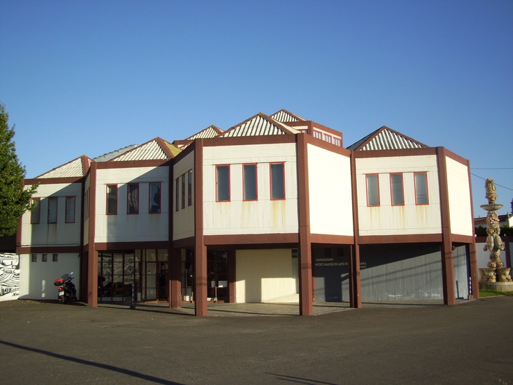 Museo Carlos Maside, situado en Cerámicas ou Castro, Sada 