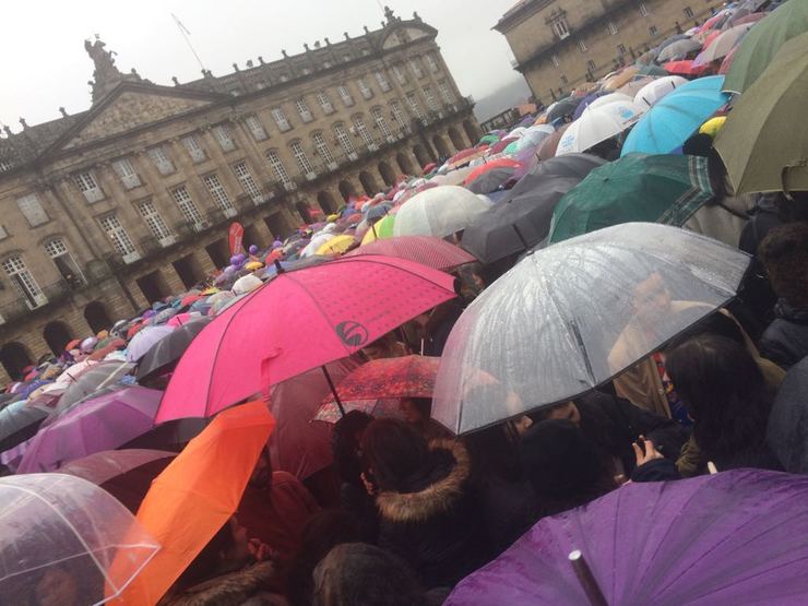 Concentración en Santiago de Compostela na xornada de folga feminista do 8 de marzo 