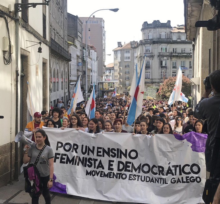 Estudantes maniféstase en santiago durante a folga do 19 de abril / Europa Press