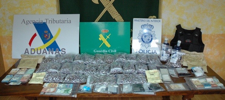 Operación Justel-Casabranca por venda de droga en Ourense e Vigo.