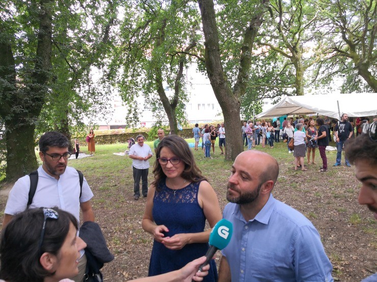 O portavoz de En Marea, Luís Villares, xunto a Mónica Oltra / Europa Press