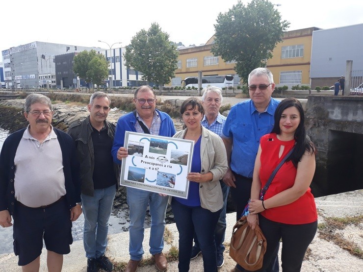 Representantes do BNG e da Plataforma en Defensa dá Ría de Vigo 