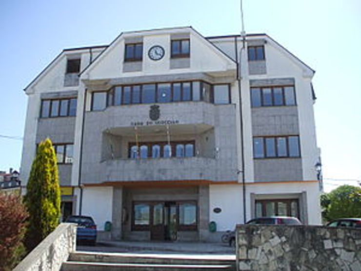 Casa do Concello de Curtis, en Teixeiro 