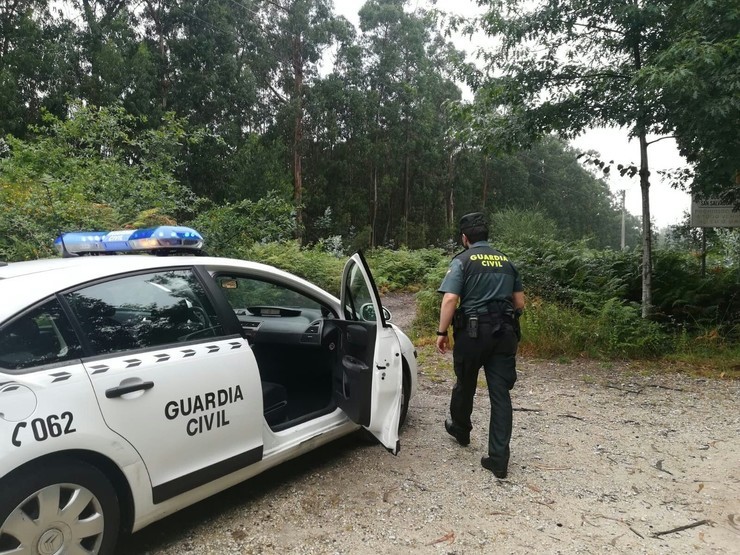 Axente que participou na procura do mozo que se desorientou en Pontevedra. GUARDIA CIVIL