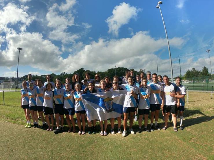 As seleccións galegas feminina e masculina de fútbol gaélico.