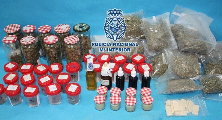 Marihuana intervida pola Policía Nacional en Pontevedra. POLICÍA NACIONAL 