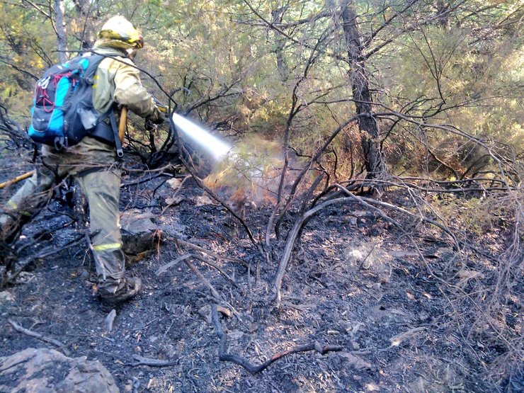 Labores de extinción no Invernadeiro