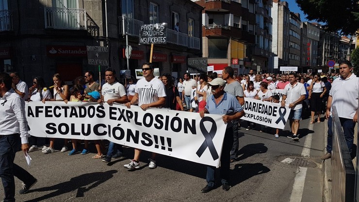 Manifestación celebrada en Tui este 26 de agosto. PLATAFORMA AFECTADOS PARAMOS TUI 