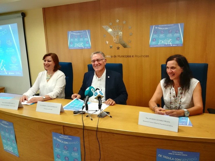 López Abella, Alfredo García e Rosa Álvarez na presentación da campaña / Europa Press