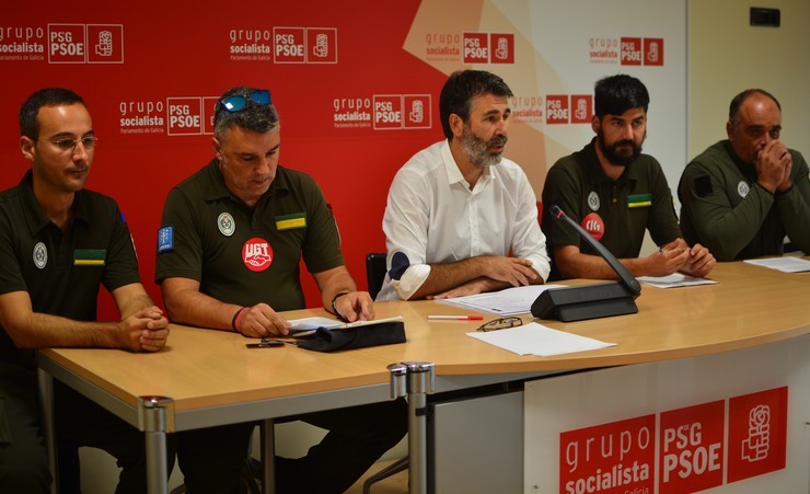 Xuntanza do deputado do PSOE cos axentes forestais 