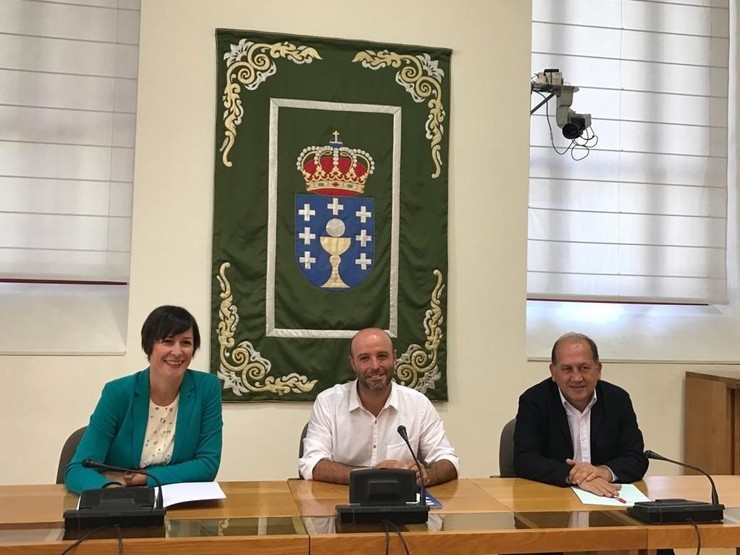 Pontón (BNG), Villares (En Marea) e Leiceaga (PSdeG) presentan iniciativa unidos. Europa Press 