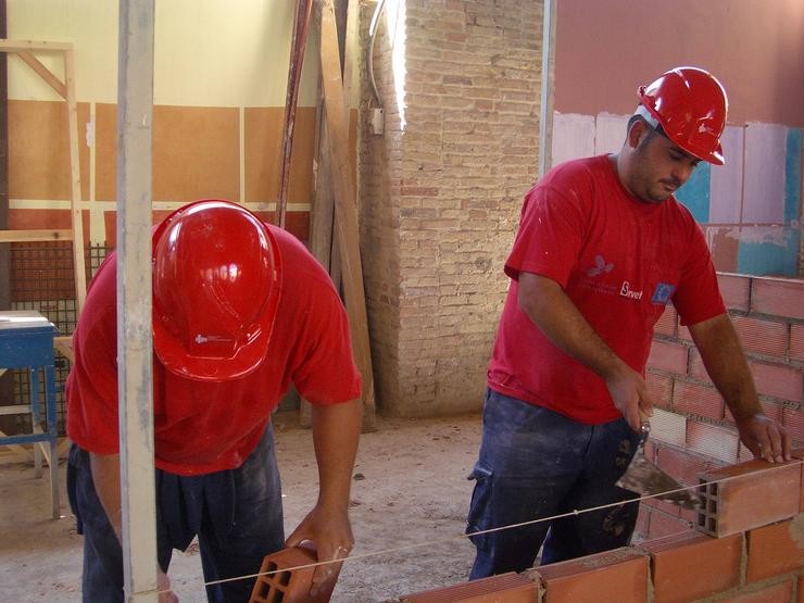 A construción "retarda" o seu crecemento en Andalucía este ano, segundo o Observatorio Industrial do sector. FUNDACIÓN LABORAL DA CONSTRUCIÓN - Arquivo