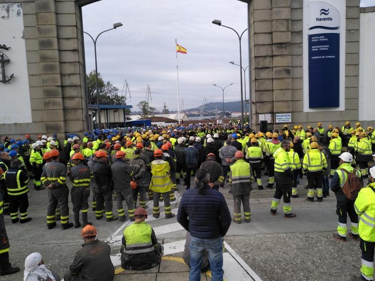 Minuto de silencio de operarios en Navantia Ferrol / EP