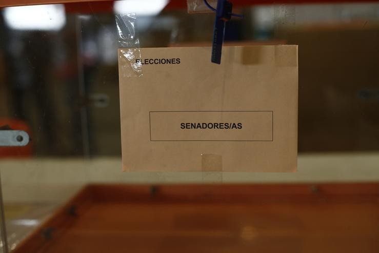 Recursos de eleccións xerais 2015, Senado, Cortes Xerais, senadores, urnas, votar, voto. EUROPA PRESS - Arquivo