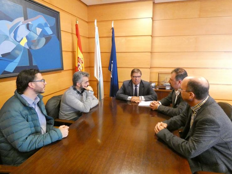 O reitor da UDC, Xullo Abalde, recibe a invesstigadores que reciben as axudas Ramón e Cajal. UDC 