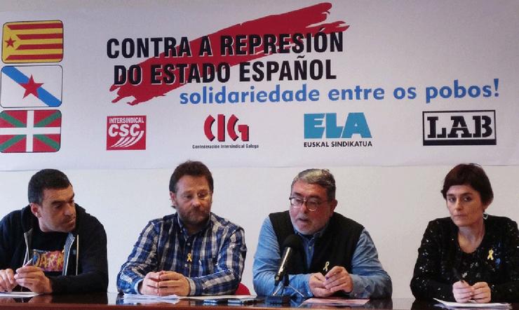 Xuntanza de sindicatos galegos, cataláns e vascos, entre eles, CIG, LAB e ELA / naciodigital.cat 