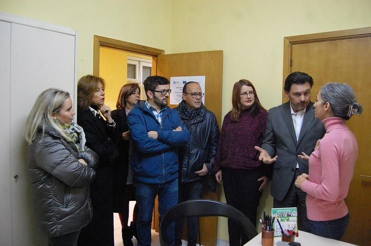 Rodríguez Miranda visita a nova oficina de retornados en Ourense.. XUNTA 