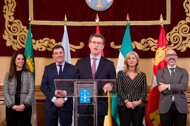 Os conselleiros de cultura de Estremadura, Galicia, Andalucía e Castela e León no acto co presidente da Xunta, Alberto Núñez Feijóo / Xunta.