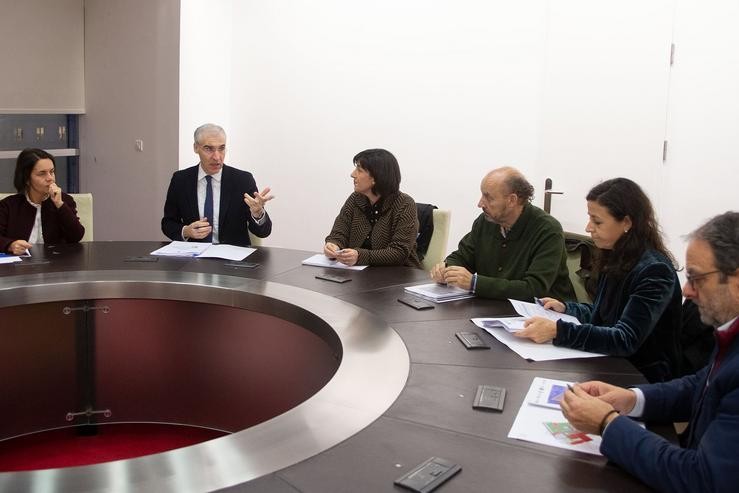 A Xunta, os empresarios do Tambre e Bioga reúnense para a posta en marcha do polo de innovación biotecnológica de Santiago. Xunta de Galicia / Europa Press