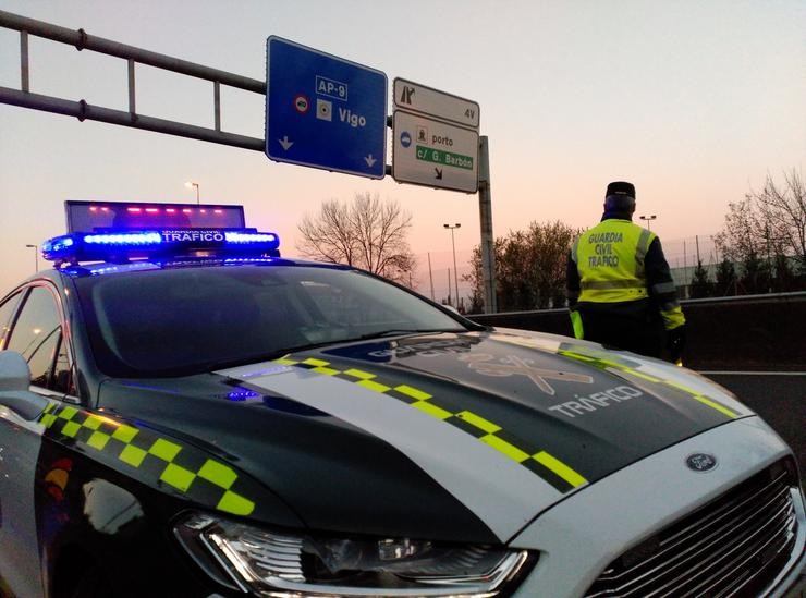 A Garda Civil activa un dispositivo especial de seguridade viaria con motivo da ponte.. GARDA CIVIL DE PONTEVEDRA - Arquivo / Europa Press