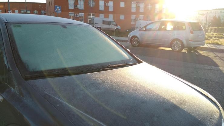 Efectos da xeada nun coche. Europa Press / Europa Press