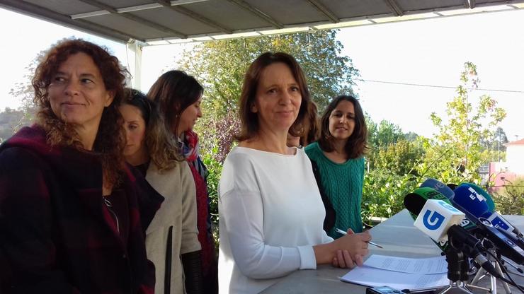 A deputada de Unidos Podemos Carolina Bescansa anuncia que renuncia ao seu escano. EUROPA PRESS - Arquivo 