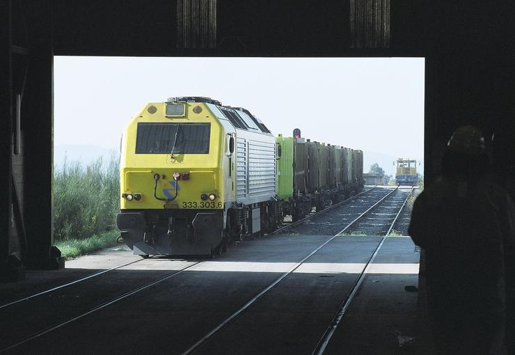 Transporte de residuos por tren a cargo de Sogama. SOGAMA