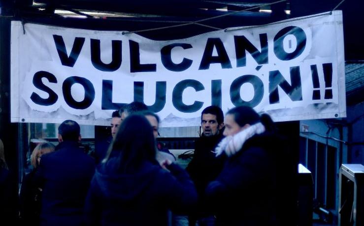 Os traballadores de Vulcano esixen unha solución/ Miguel Núñez