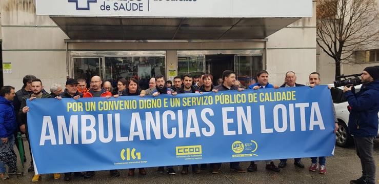 Protesta de traballadores de transporte sanitario en Galicia.. COMITÉ DE FOLGA 