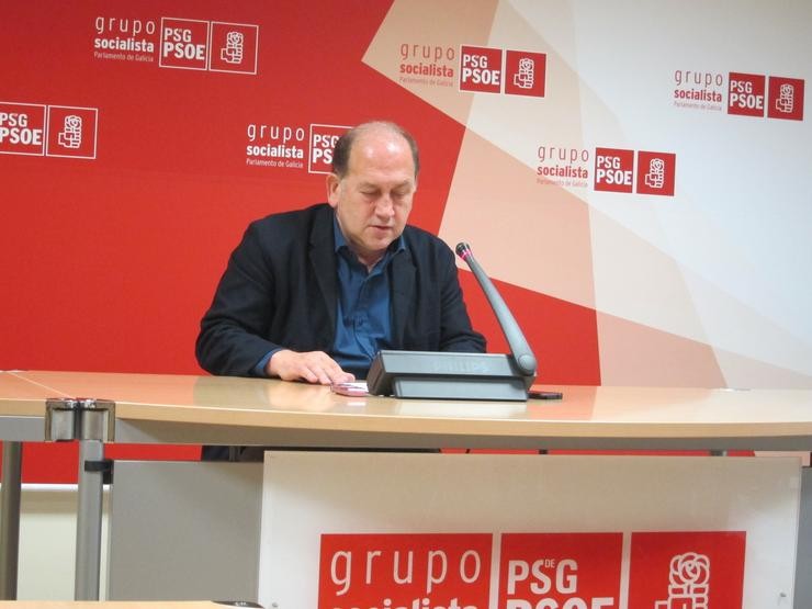 Rolda de prensa do portavoz parlamentario do PSdeG, Xoaquín Fernández Leiceaga 