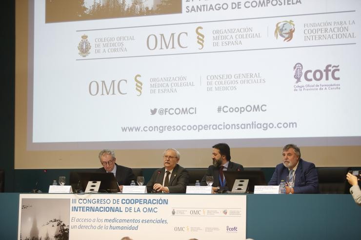 Os médicos asinan a 'Declaración de Santiago' para pedir aos gobernos acaba. OMC 